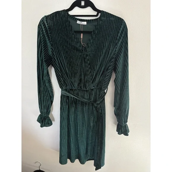 Hotouch Emerald Green Pleated Velvet Wrap Mini Dress Long Sleeve Holiday Party S - Picture 3 of 6